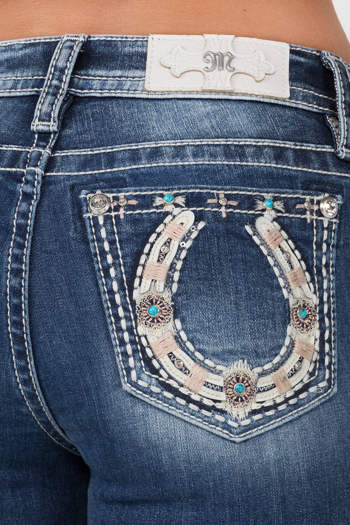 Mid-Rise Boot Miss Me Jeans